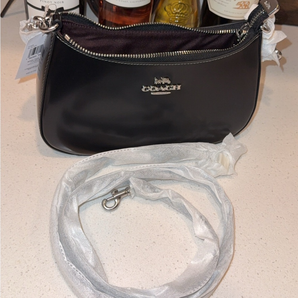 Teri Shoulder Bag in Spazzolato leather - Picture 11 of 12
